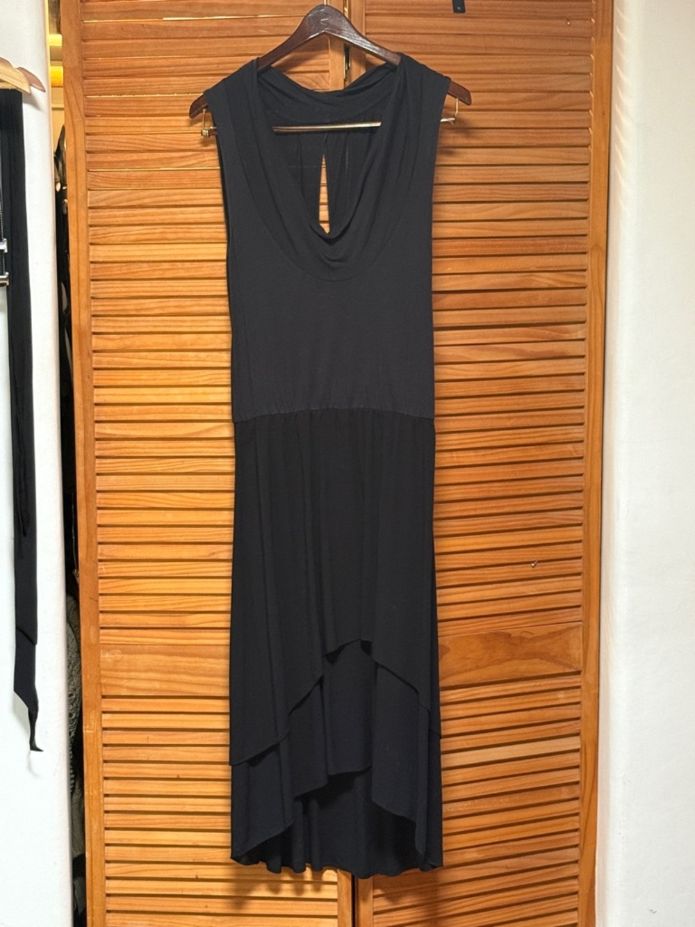 Ella Moss Black Sleeveless Midi Dress